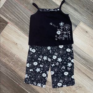 Little Legends Blk/Wht Flower Tank/ Pants! Sz 4T